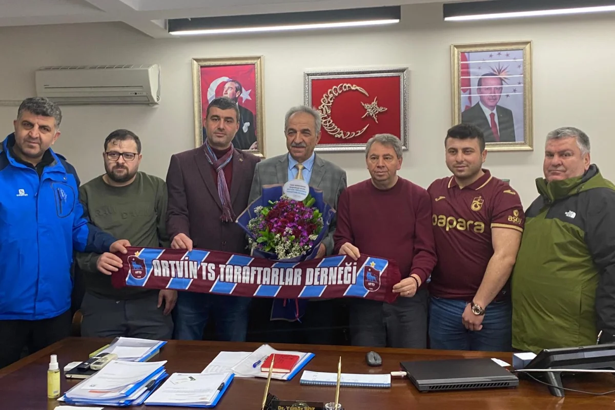 Artvin TS Taraftarları Yılmaz Boz’u Ziyaret Etti
