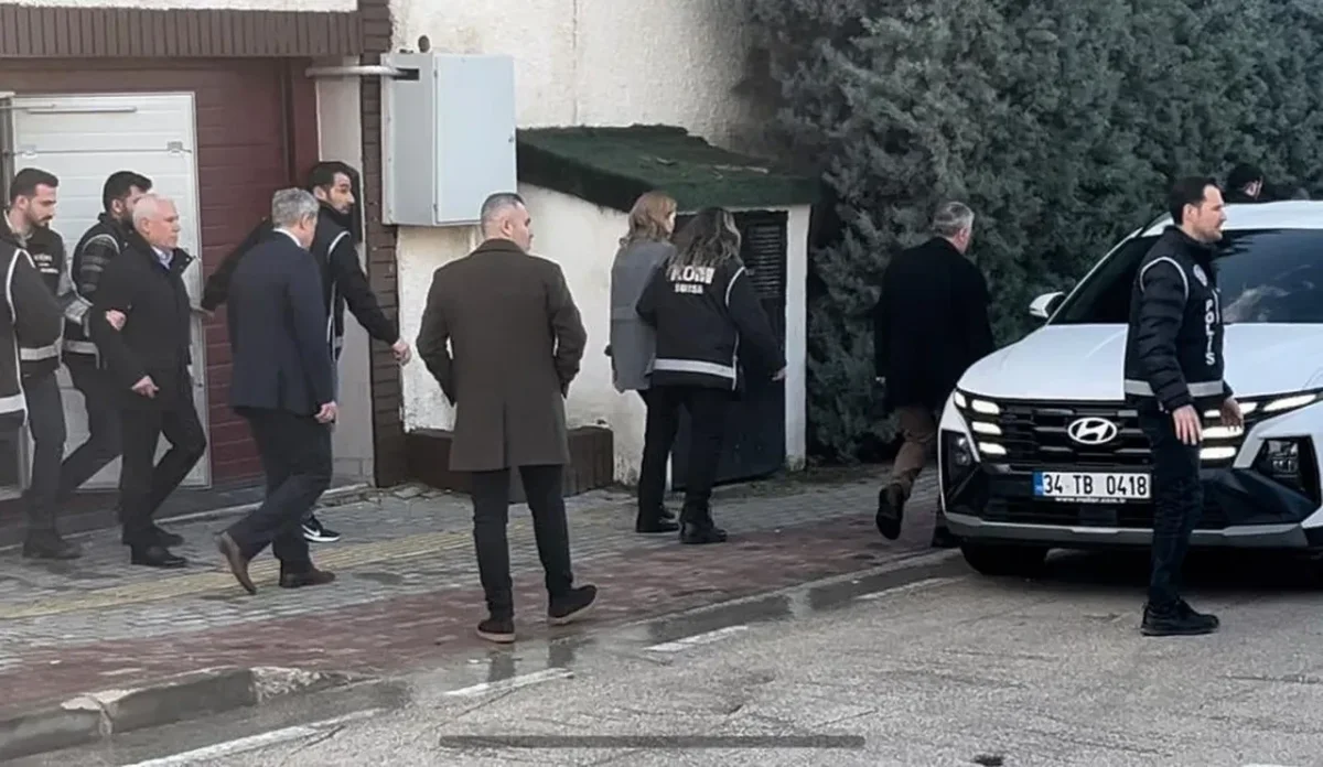 BURSA BÜYÜKŞEHİR BELEDİYESİ’NE OPERASYON: BAŞKAN BOZBEY GÖZALTINDA