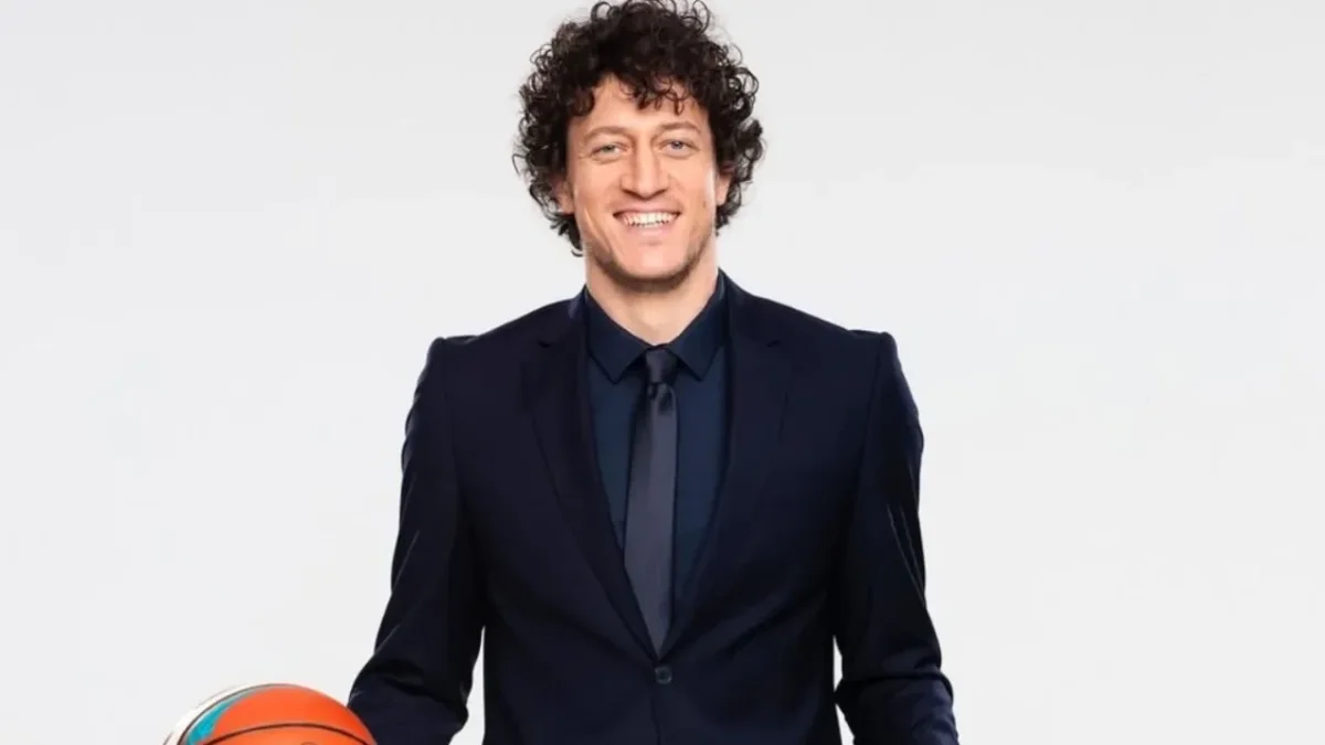 CANER ERDENİZ KİMDİR? KAÇ YAŞINDA, NERELİ, KİMİNLE EVLİ?