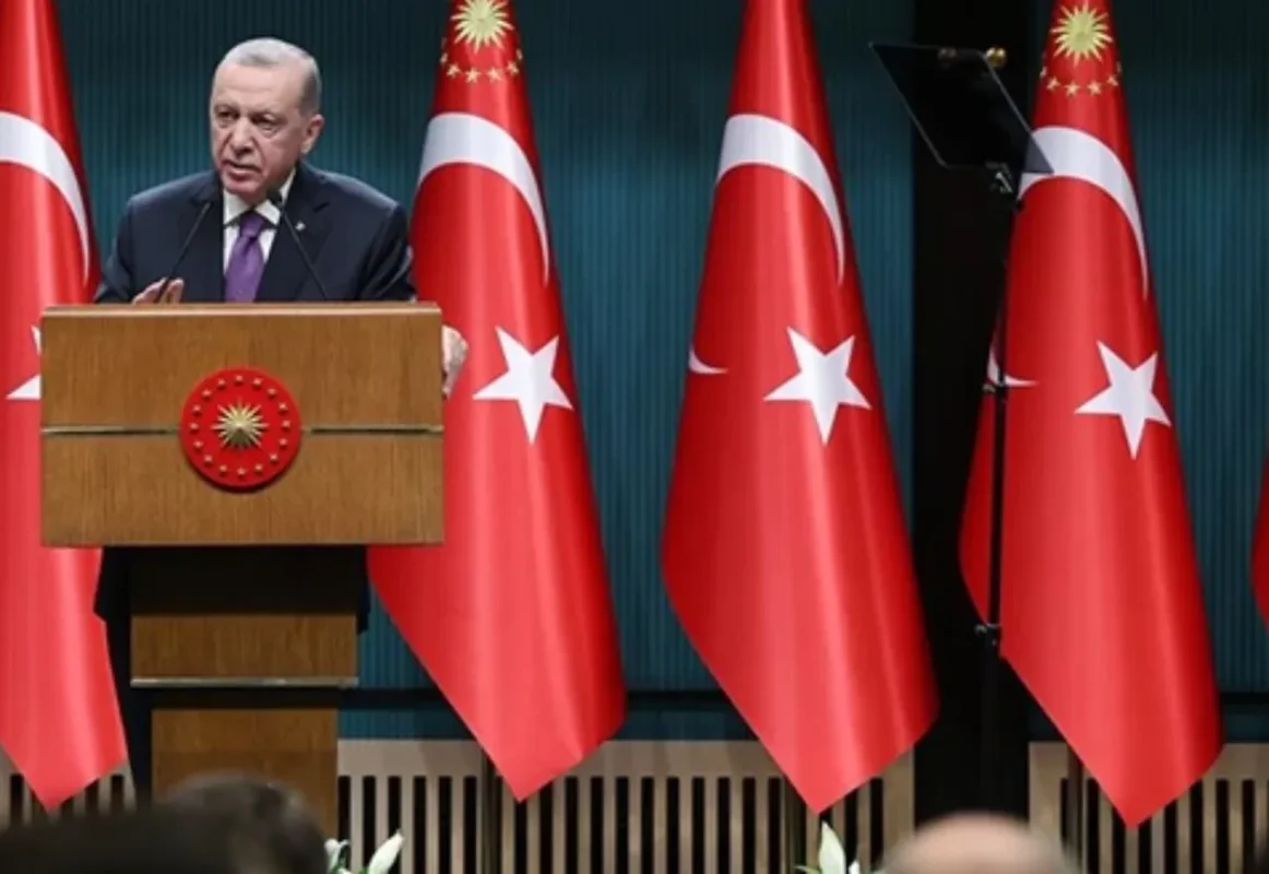 ARAÇLARDA PLAKA VE AKSESUAR TARTIŞMASINA ERDOĞAN’DAN NET MESAJ