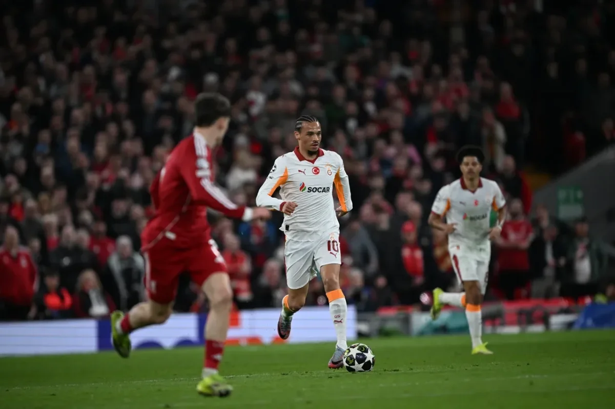 GALATASARAY’DA TRANSFER OPERASYONU: ÜÇ DÜNYA YILDIZI İÇİN HAREKETE GEÇİLDİ