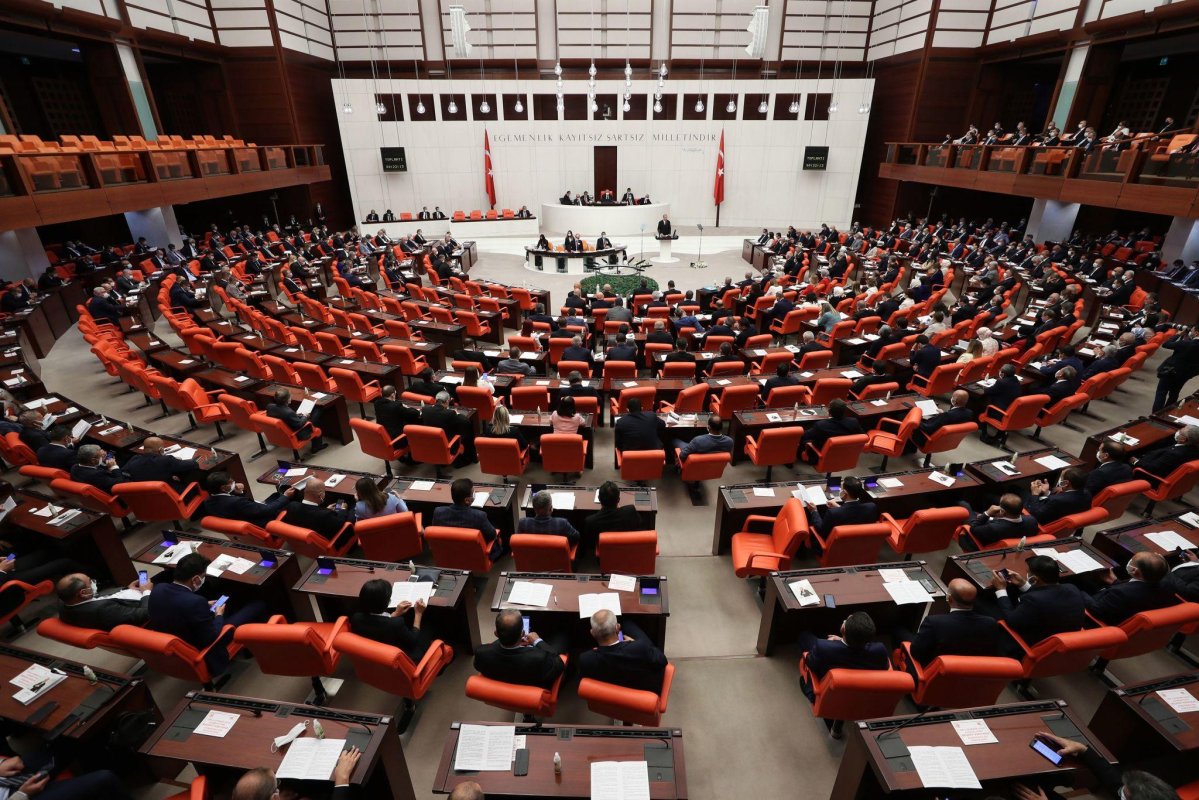 Bahçeli’den Bölgesel Gerilim Uyarısı: “Geniş Çaplı Sonuçlar Doğurabilir”