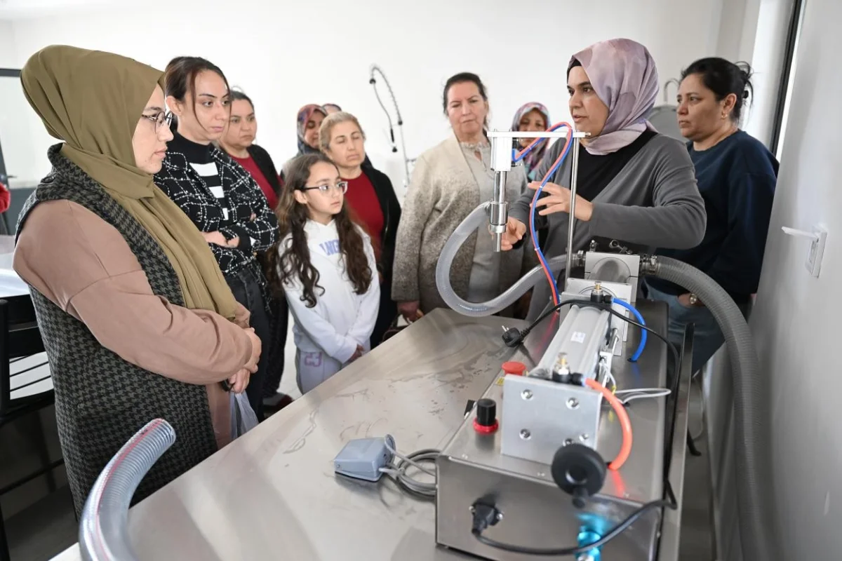 Kadın Üreticilere Destek: Hamzabeyli Köyümüz Atölye’de Eğitimler Start Aldı