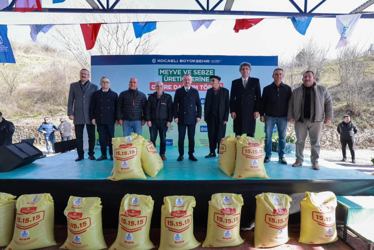 Kocaeli’de Çiftçilere Gübre Desteği Başladı