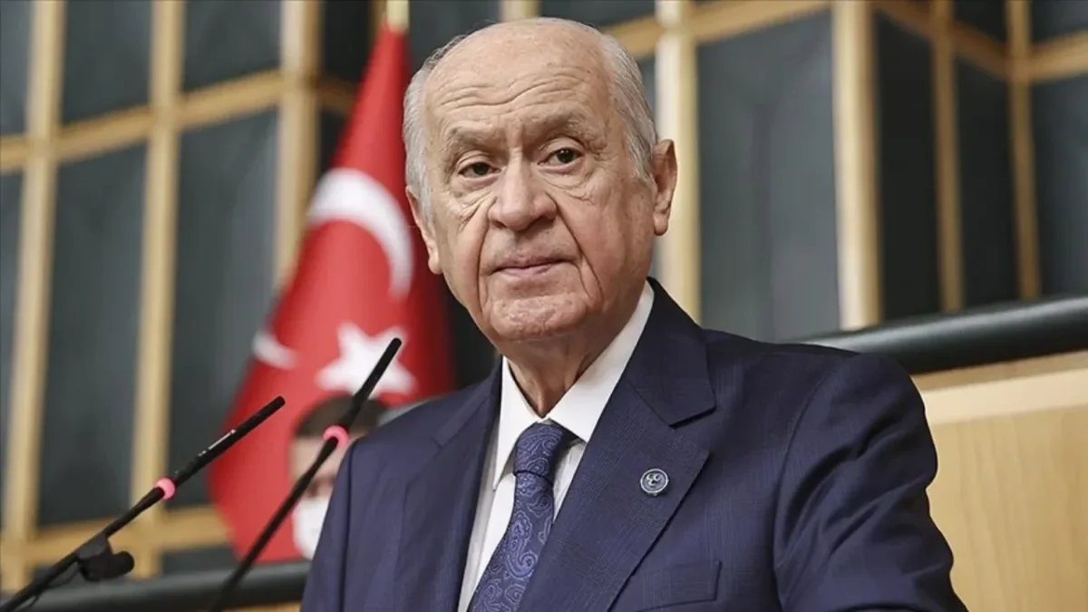 BAHÇELİ’DEN GÜNDEMİ SARSAN AÇIKLAMALAR: GRUP TOPLANTISINDA DİKKAT ÇEKEN MESAJLAR