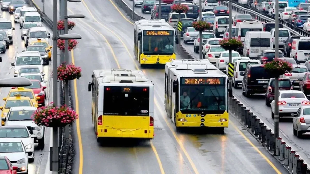 RESMİ GAZETE’DE YAYIMLANDI! TOPLU TAŞIMA 20 AY ÜCRETSİZ OLDU