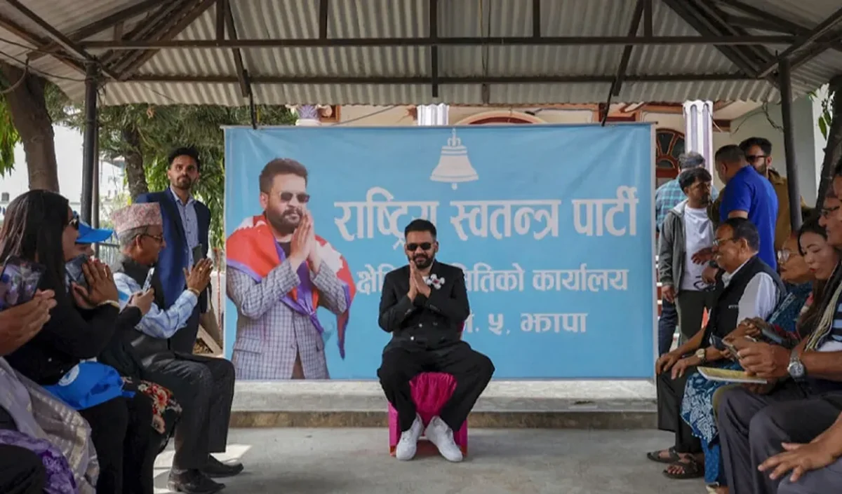 SAHNEDEN SİYASETE: NEPAL’DE RAPÇİ KÖKENLİ LİDER BAŞBAKAN OLDU