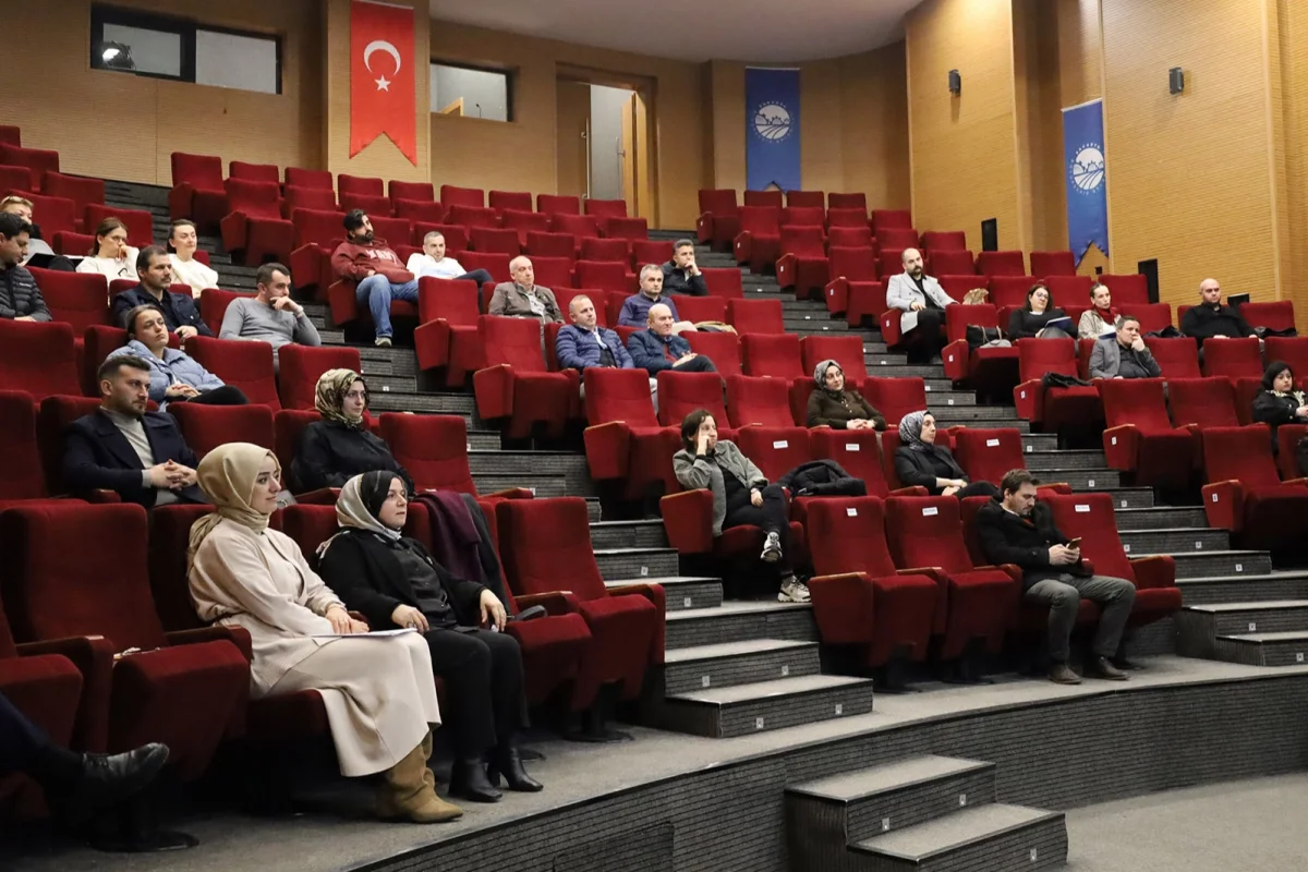 Sakarya Büyükşehir’den CİMER Eğitimi