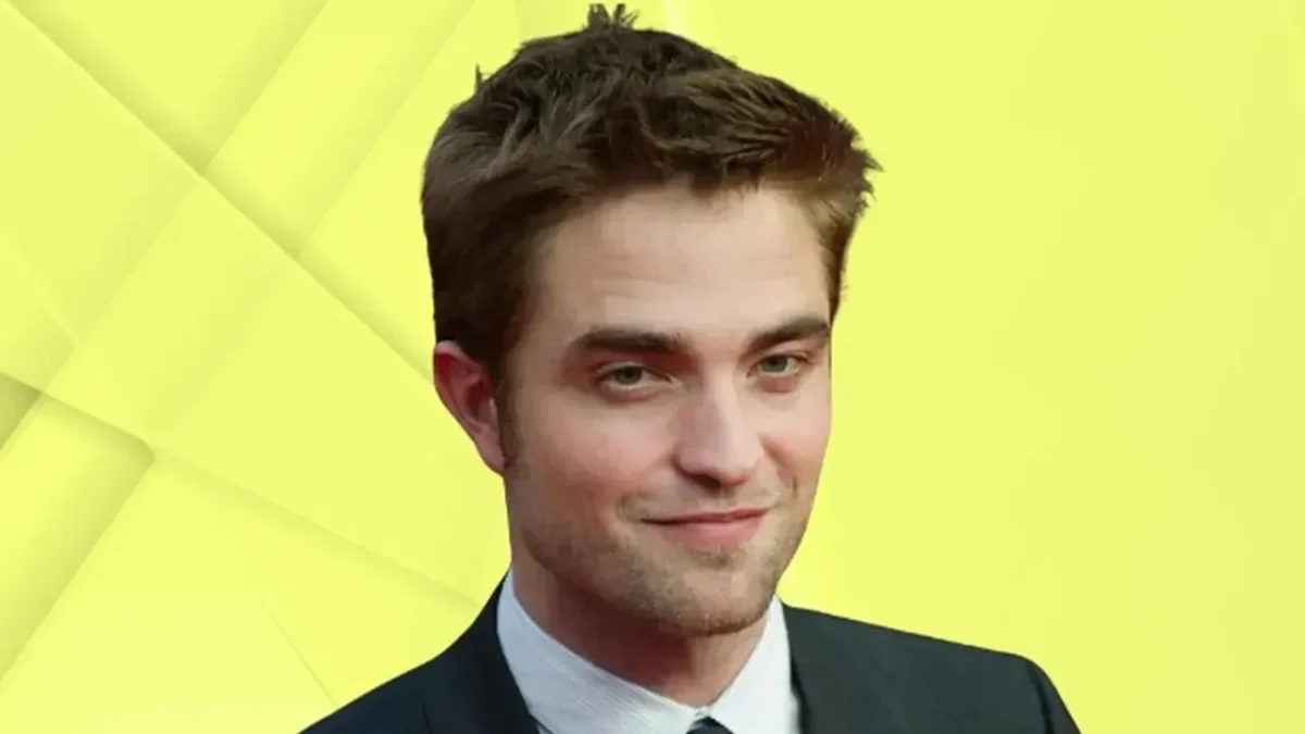 TWILIGHT’IN YILDIZI ROBERT PATTINSON YILLARA MEYDAN OKUDU: “HİÇ DEĞİŞMEMİŞ” YORUMLARI YAĞDI